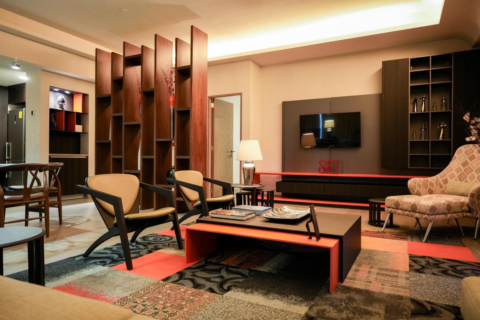 Metria Hotel เลออน ภายนอก รูปภาพ The interior of the lounge